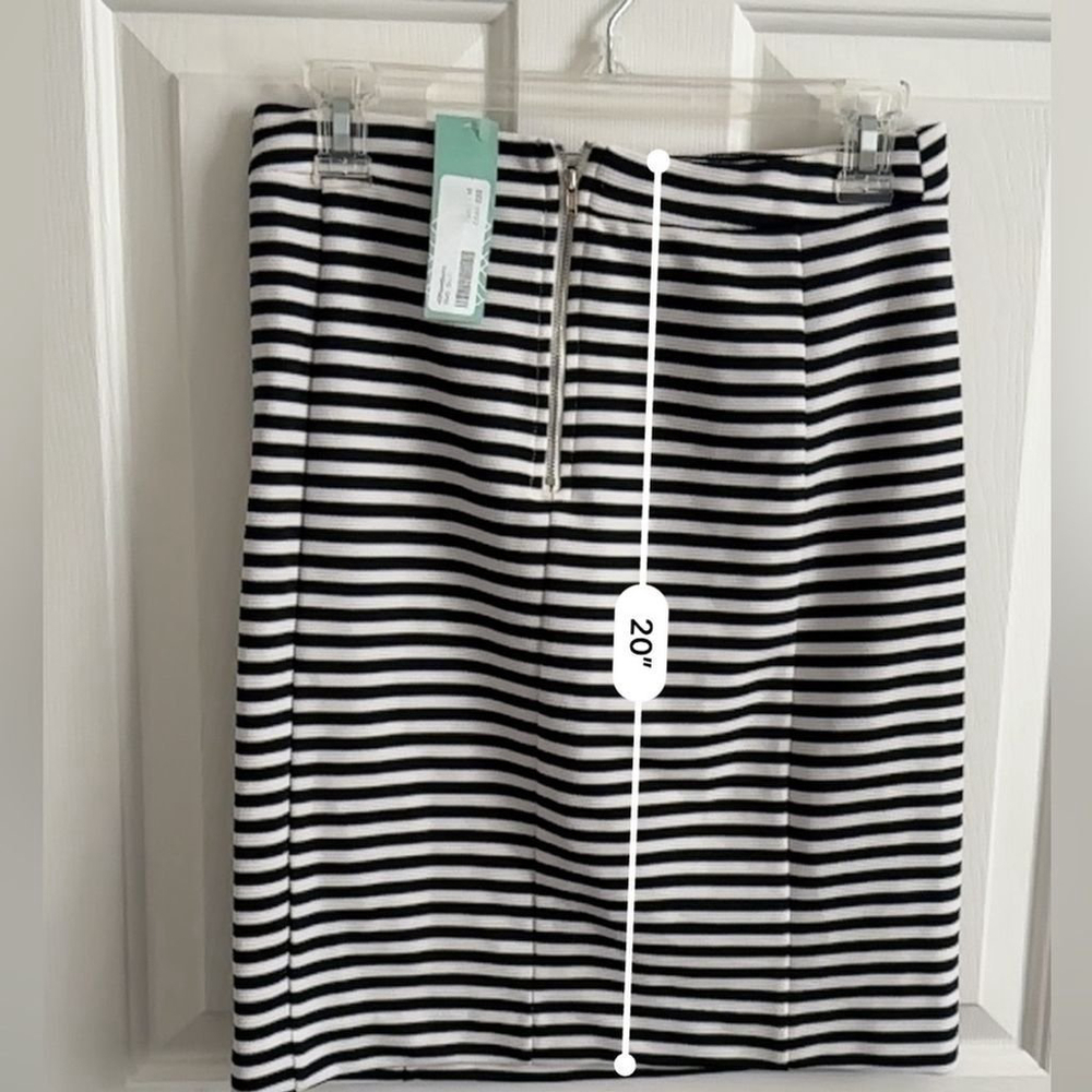 Striped Mini Skirt M - Picture 3 of 4